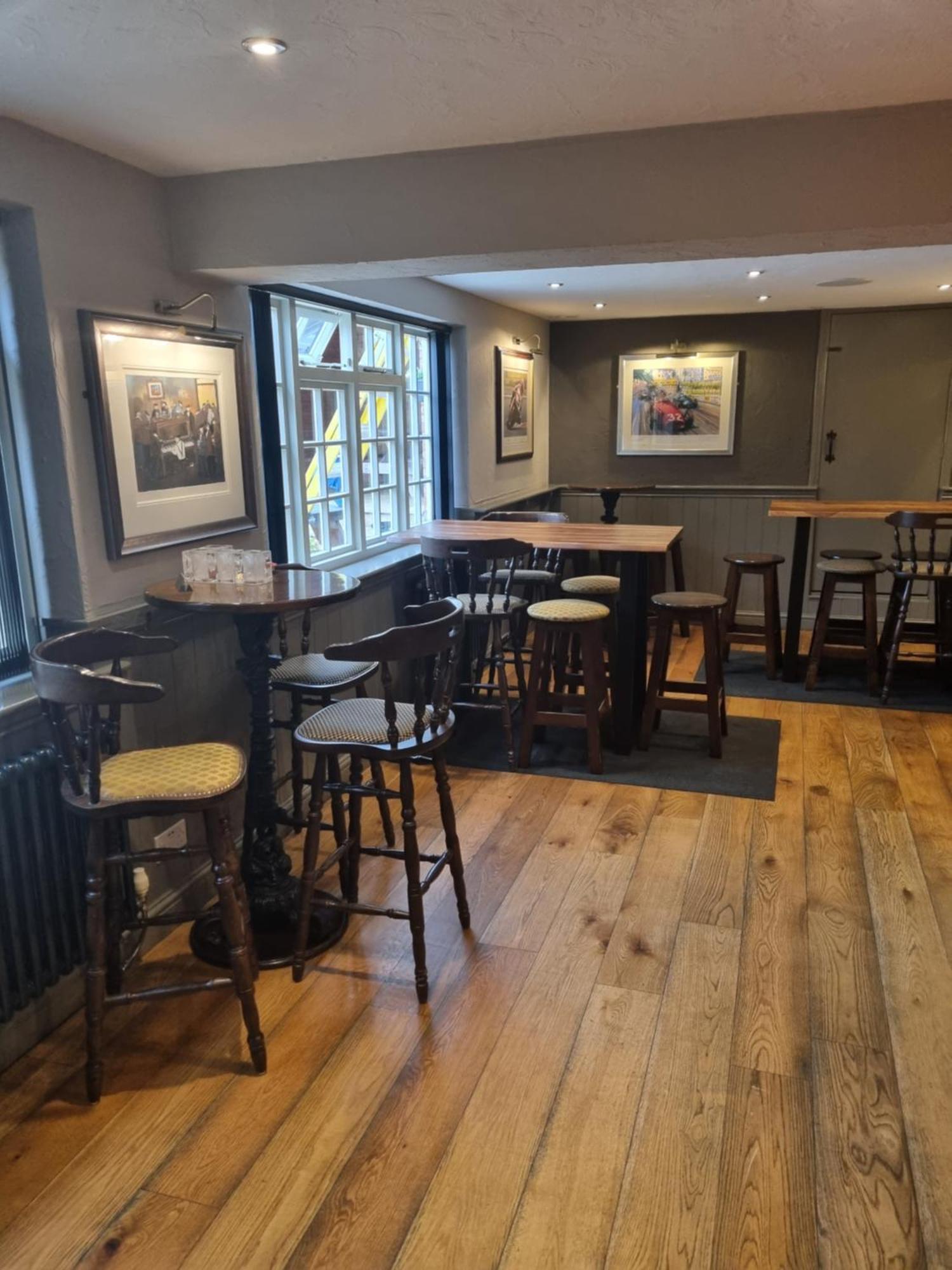 Stoke Albany 白马旅馆及餐厅酒店 外观 照片